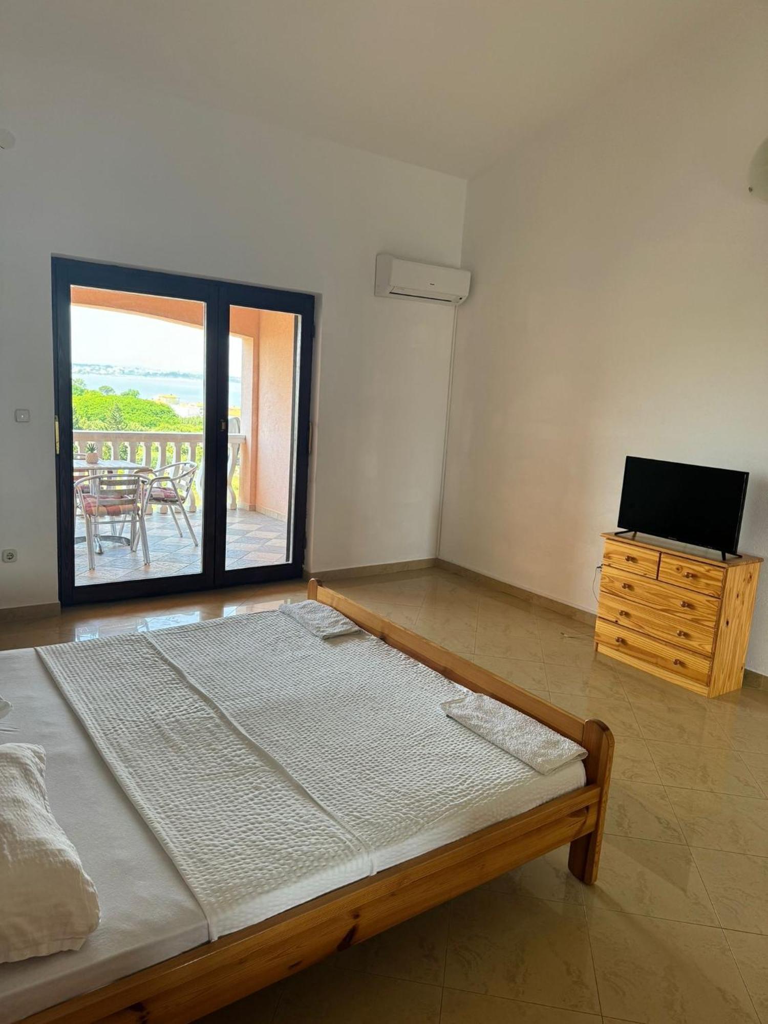 Apartments Bernarda 1 نين المظهر الخارجي الصورة