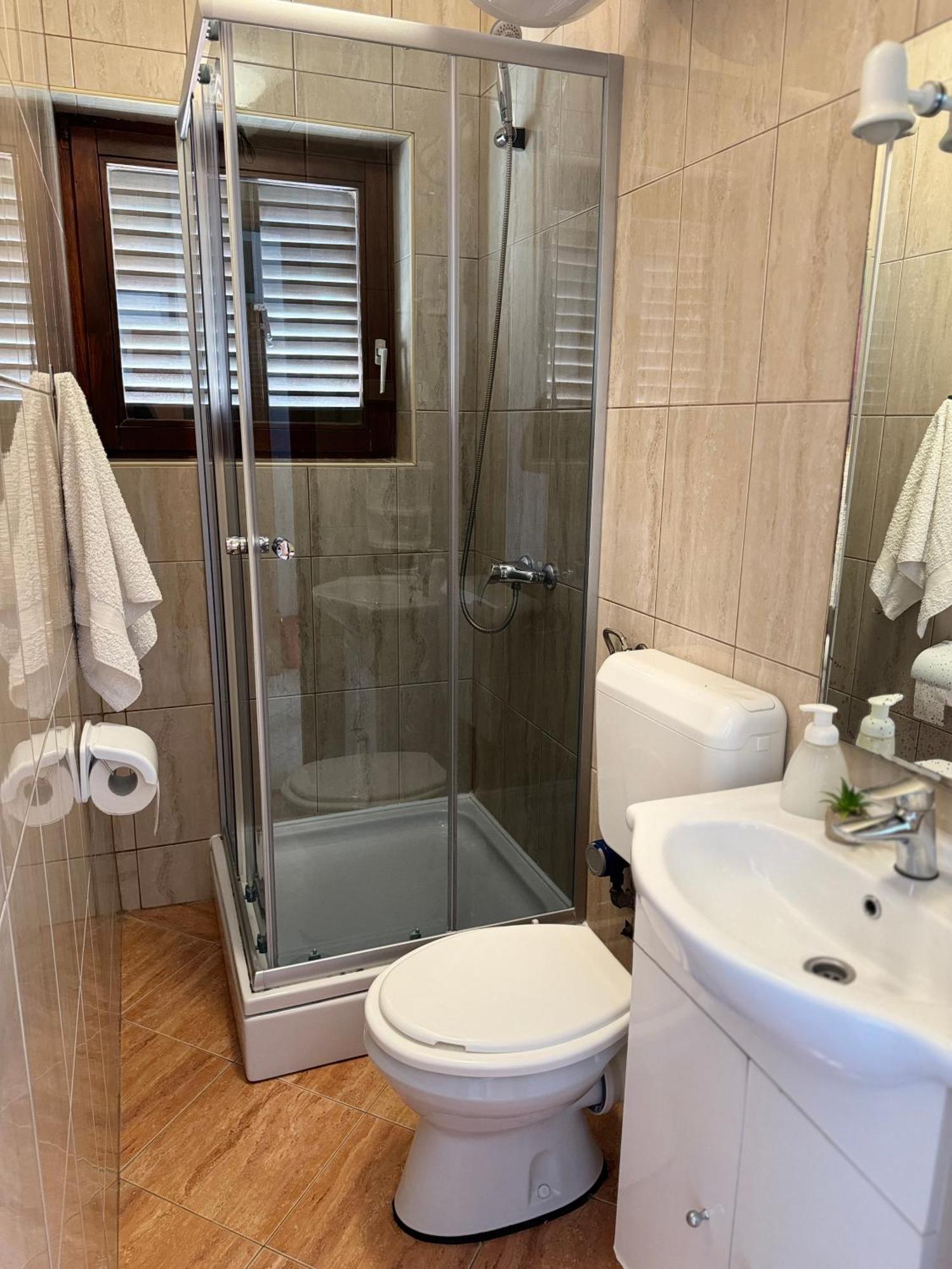 Apartments Bernarda 1 نين المظهر الخارجي الصورة