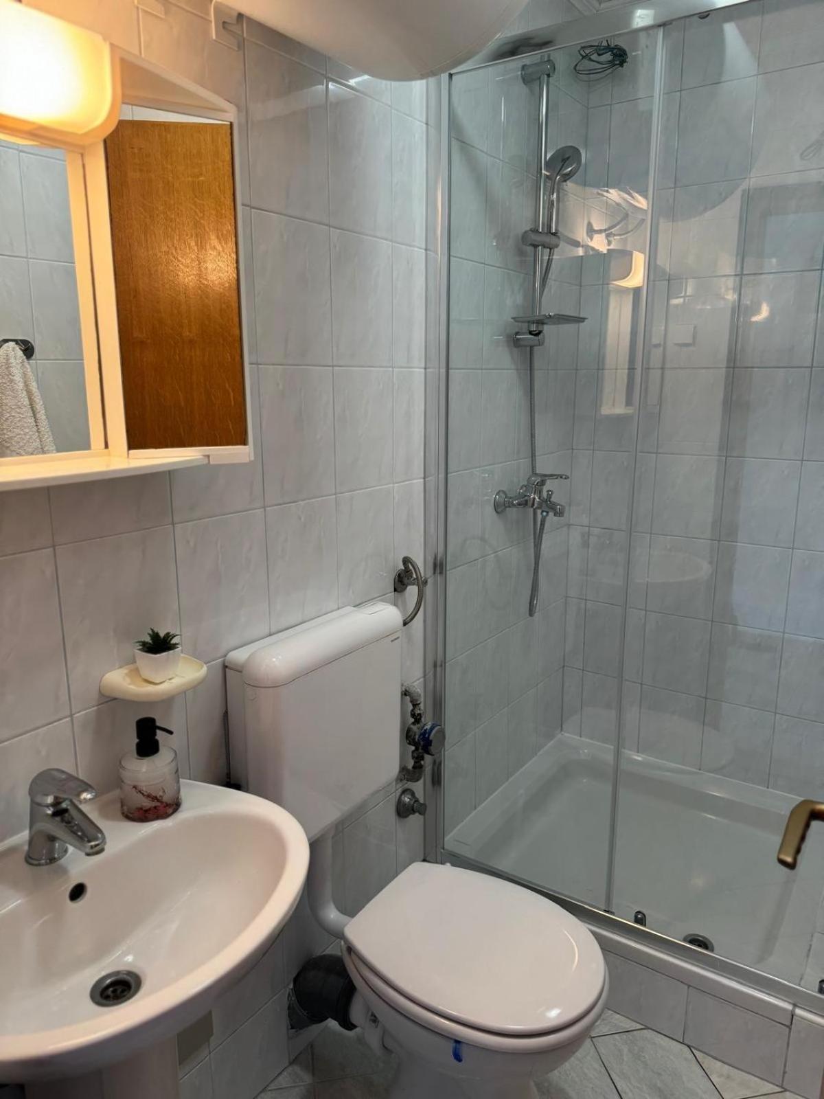 Apartments Bernarda 1 نين المظهر الخارجي الصورة