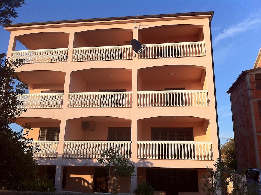 Apartments Bernarda 1 نين المظهر الخارجي الصورة